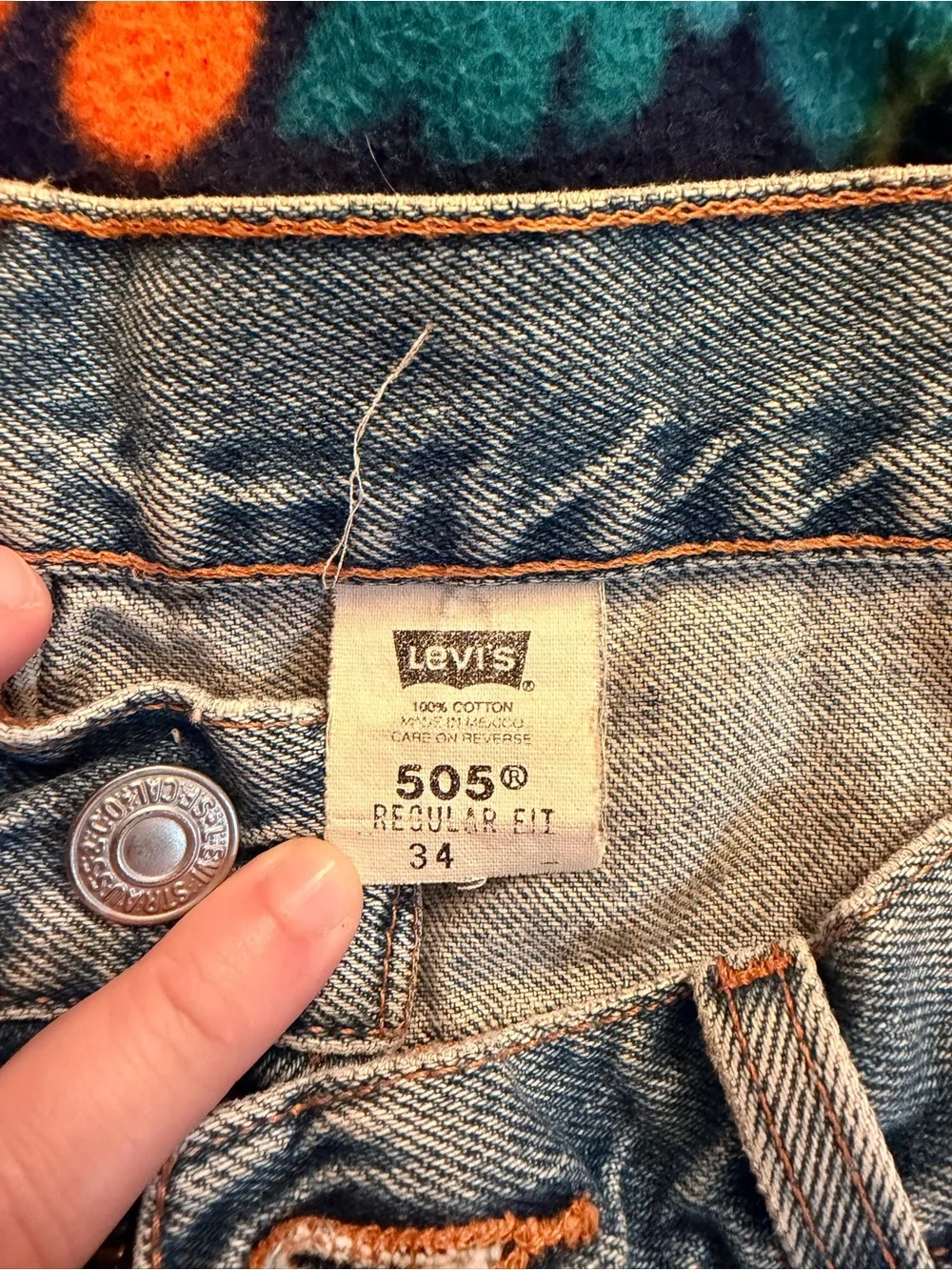 Vintage Levi's Men's Blue Denim Shorts